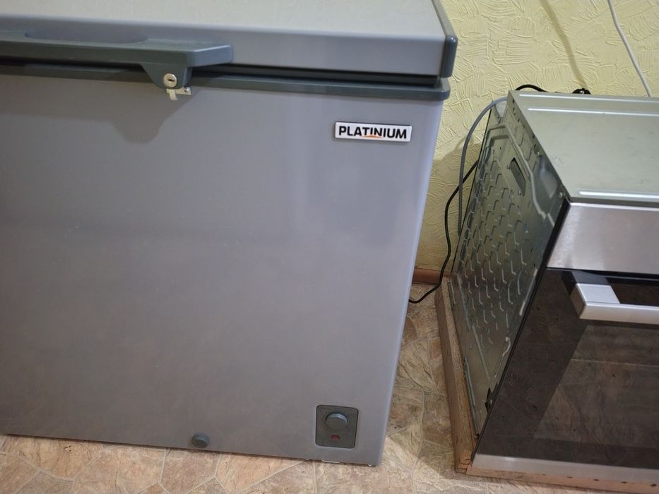 Продам морозильник Platinium новый