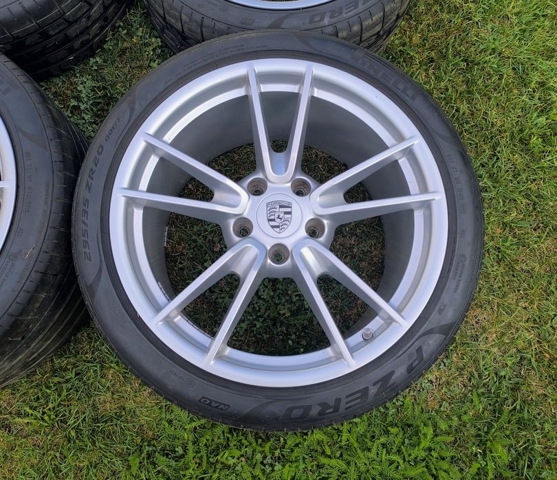 Porsche 911 992.1 Спорт пакет 19 и 20 цола