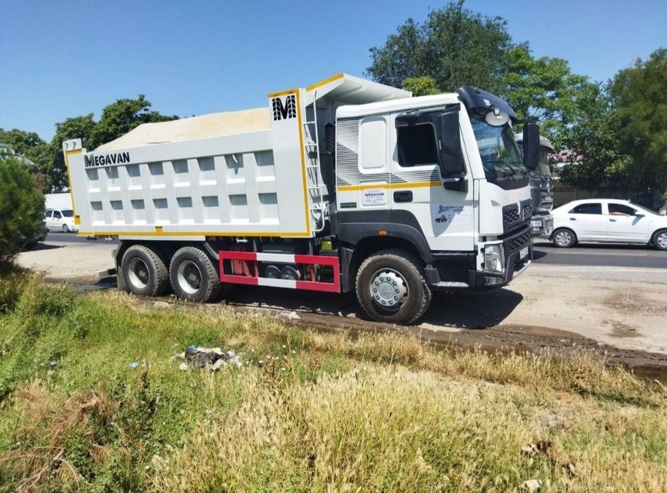 Qum Chinoz yuvilgan tozza. Песок Чиназ митий