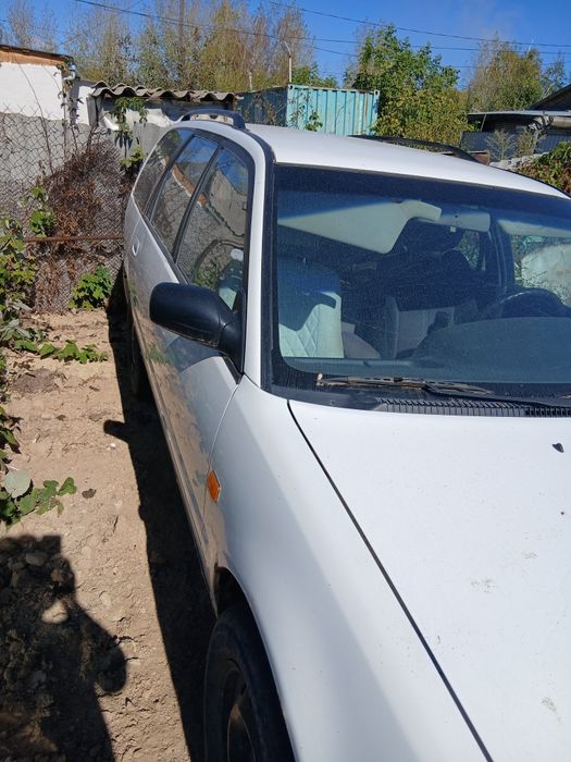 Продам машину Nissan