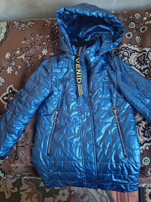 Куртка осень весна на девочку