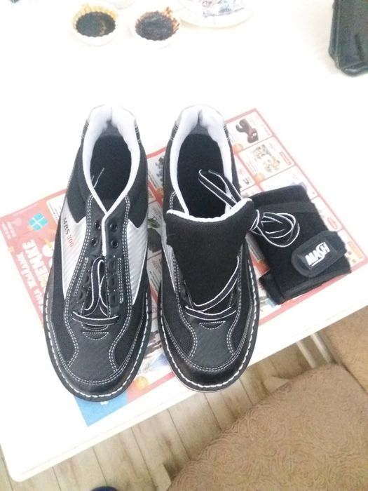 Ботинки для боулинга, новые