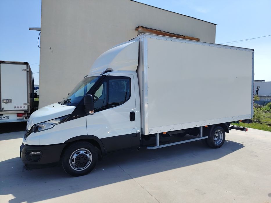 Mutări mobilă bagaje transport dubă cu lift transport marfă grea servicii mutari relocări sedii de firma transport Ikea închirieri dube cu/fara sofer