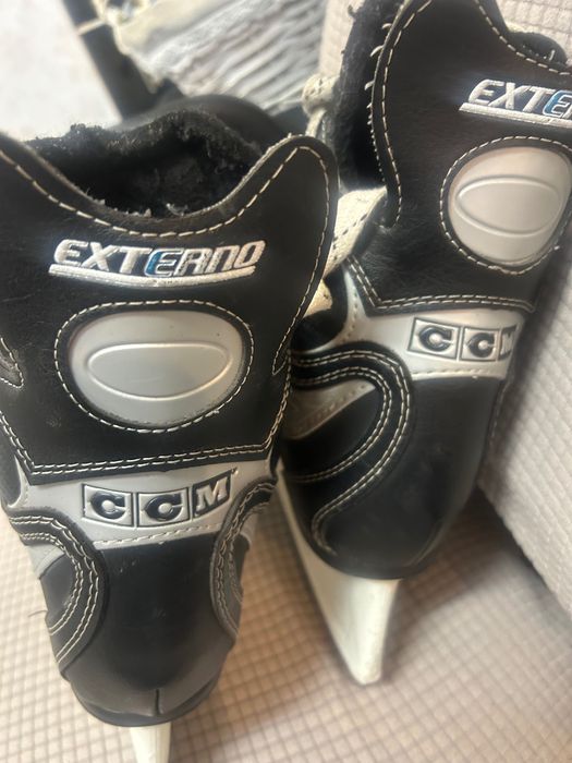 Любителски кънки