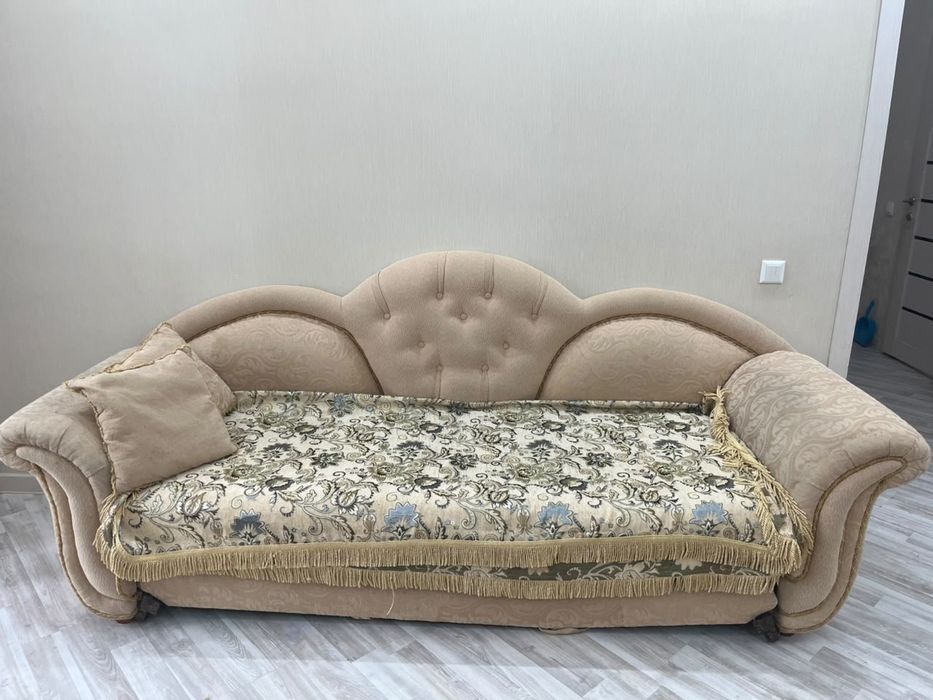 Диван для гостиной