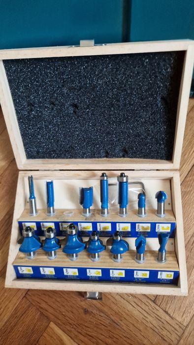 Акумулаторна челна оберфреза Makita DRT50ZJX2
