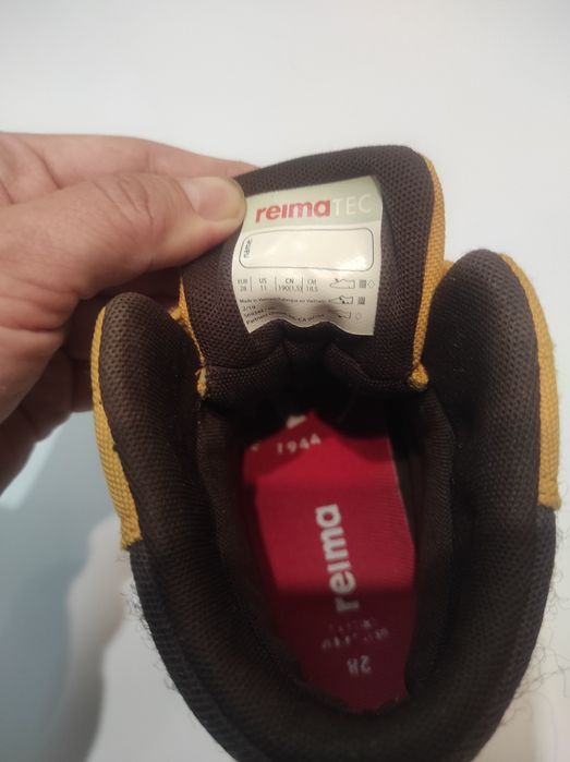 Продам ботинки на 28р.