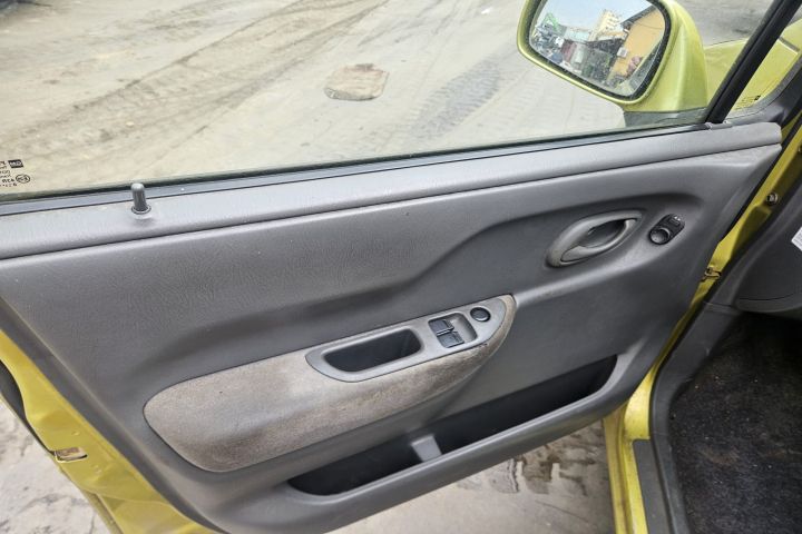 Far dreapta Opel Agila 2001 1.2 MT (75 hp)