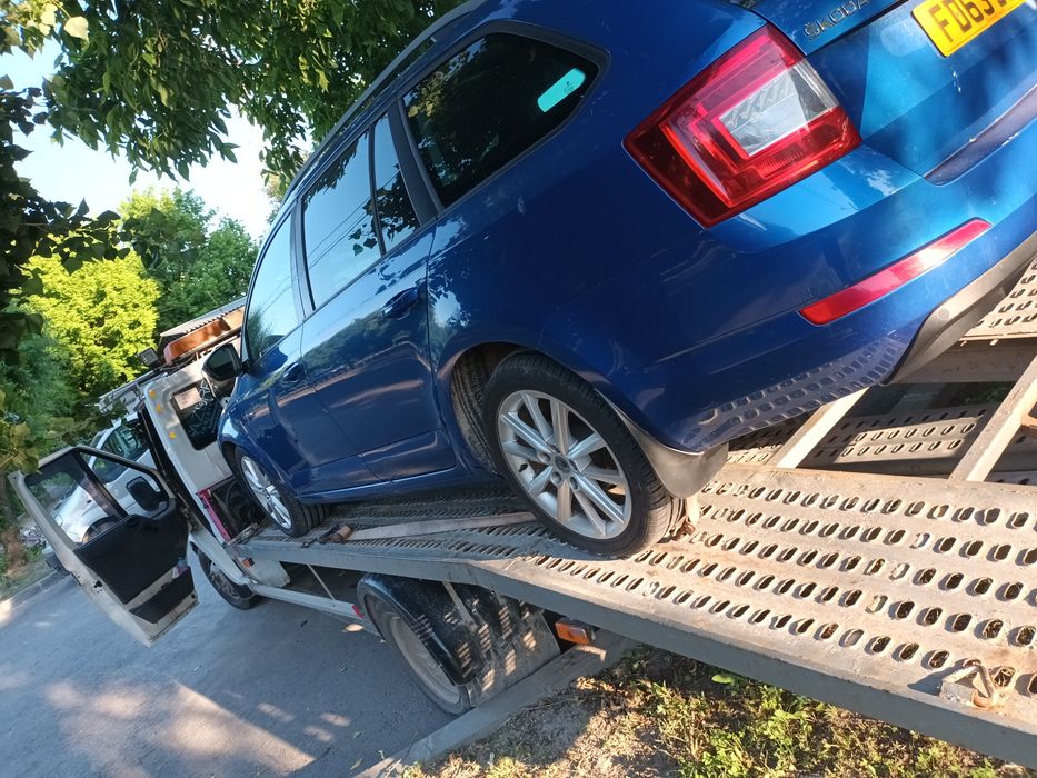Dezmembrez skoda octavia 3 2012-2017  2.0 tdi CKF automat DSG