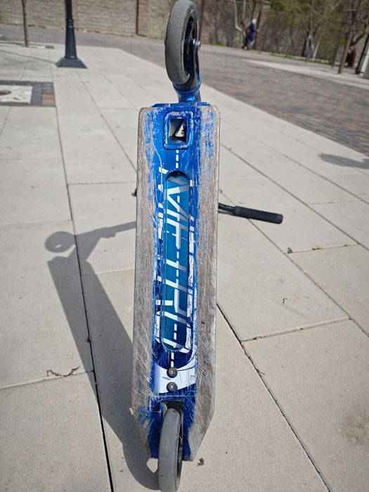 Longway Metro Shift Трюковой самокат