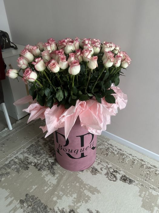 Свежий букет корзинкада