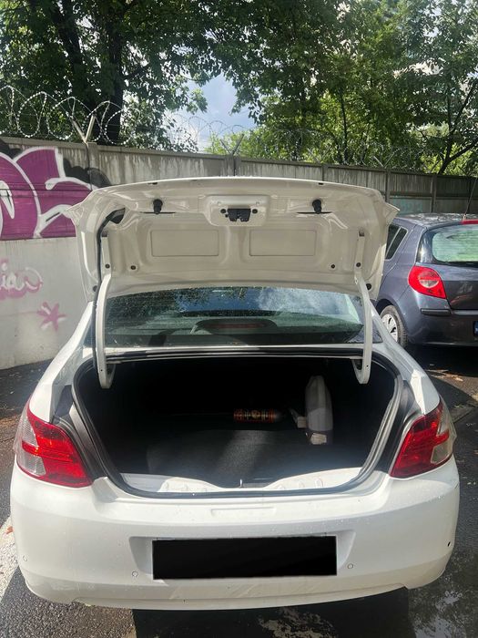 Peugeot 301_2016