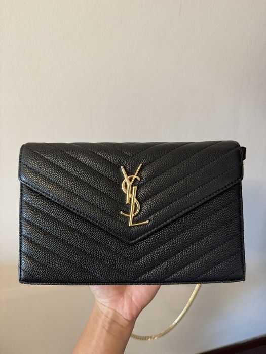 Geanta YSL de umar