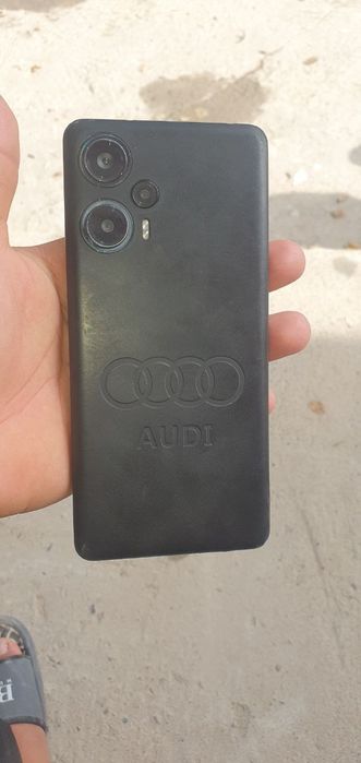 Poco f5 256 5G nax yoki ayrboshlashga