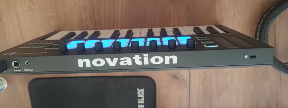 Novation Launchkey mini MK3