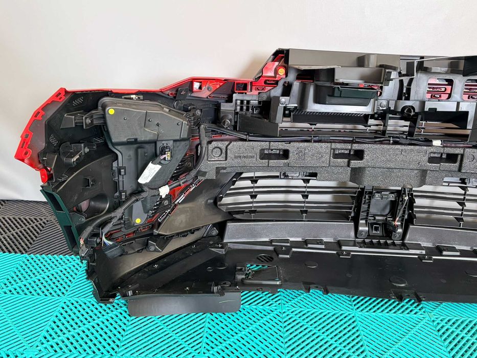 Bara fata Renault Captur 2024+ noua originala Renault completa cu toate accesoriile