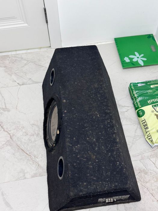 Сабуфер для машины