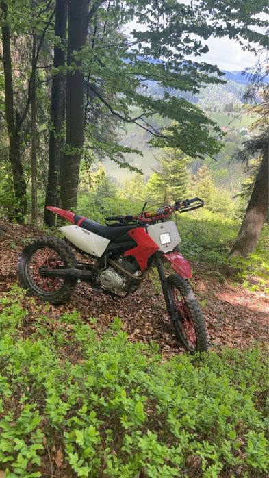 Vând enduro cross 200cc 4t