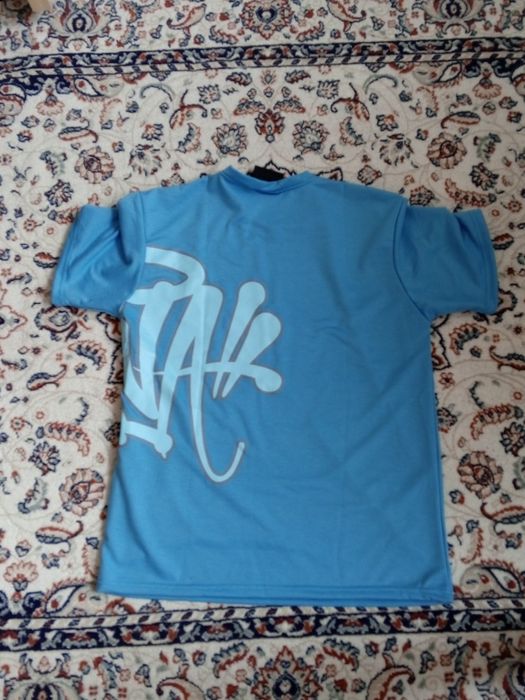 Syna world футболка