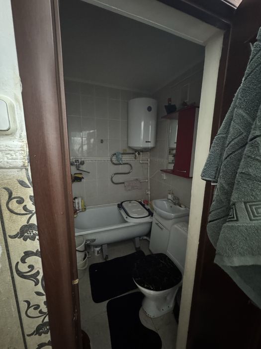 Продам 2 комнатный квартира