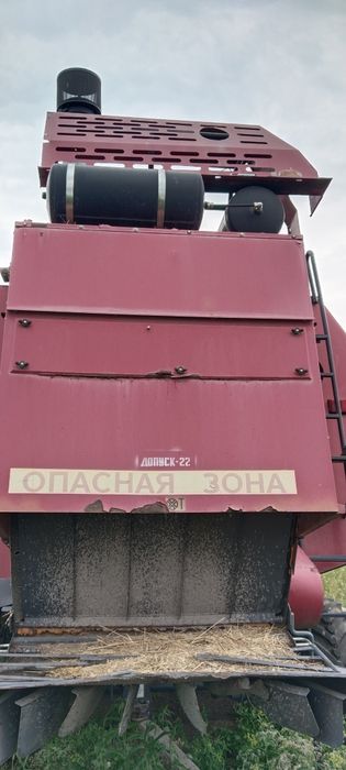 Комбайн Ессиль 740