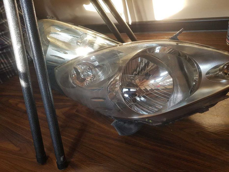 Оригинал родные фары от спарка в идеале