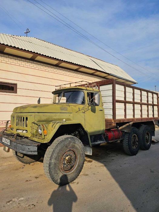 Zil 131 sotiladi