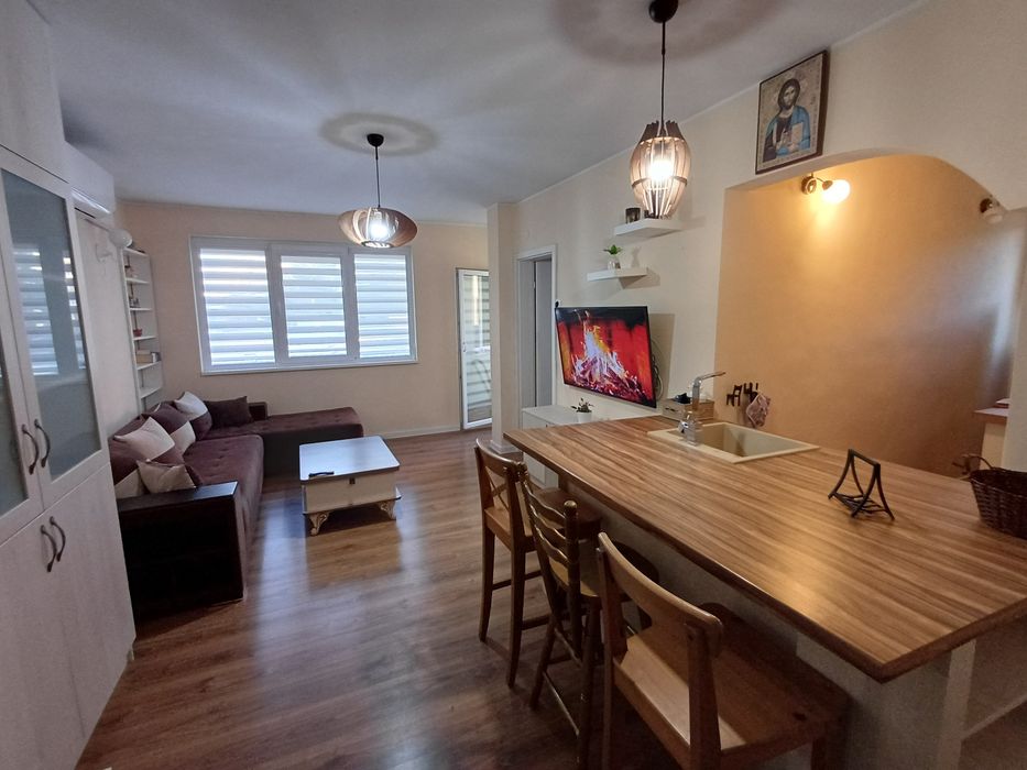 Дава се под наем Тристаен апартамент в Дупница - 60 кв.м за 306 € - Снимка #3