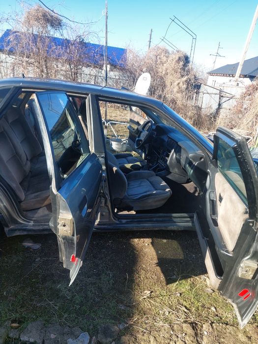 Ауди 80 Б3 целиком