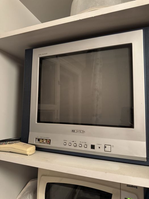 Продам телевизор