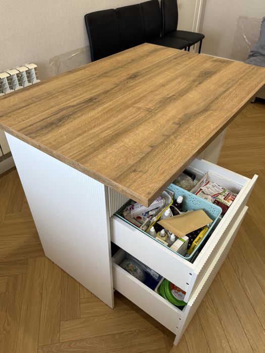 Стол для кухни….