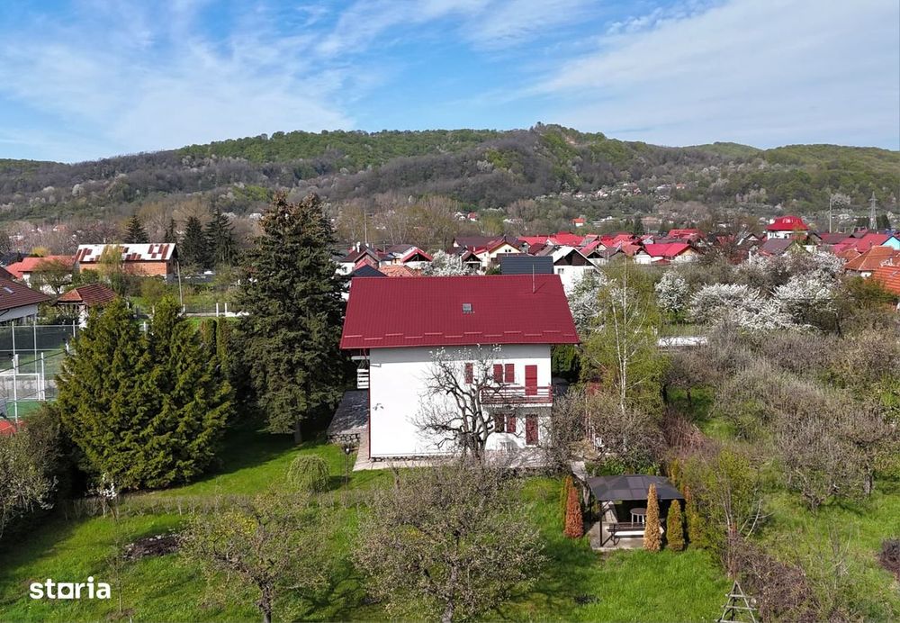 Casa de vacanta la munte, la pret de apartament