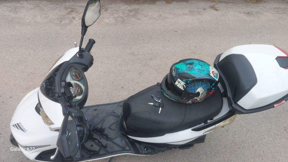 Мопеды/ скутеры suuzi m8