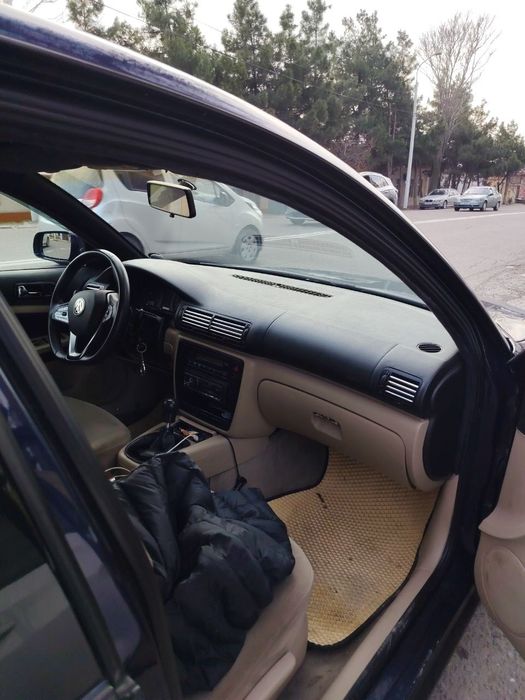 Продам фольльвагег пассат