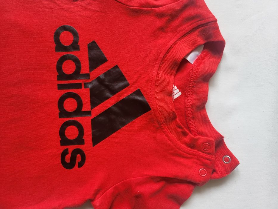 Лот от 2бр Adidas бодита