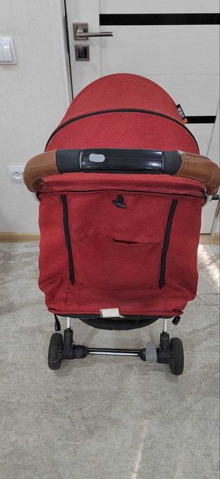 Прогулочная коляска BeneBaby D100