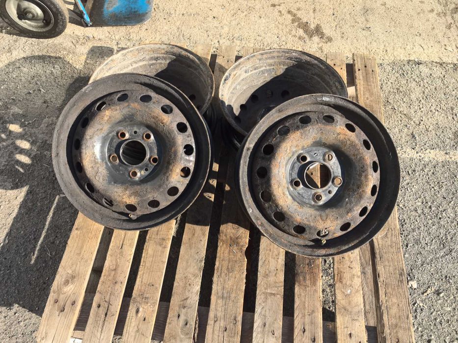 15 цола 5 х 114,3 мм Хюндай / КИЯ / Мазда / Митсубиши - 6 Инча / ЕТ 48