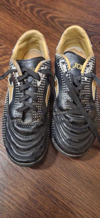 Бутсы футбольные 34 размер