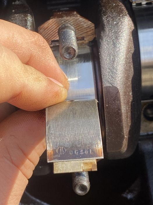 Матор тайота 25 2.2