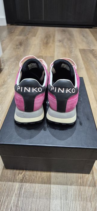 Дамски кецове  Pinko