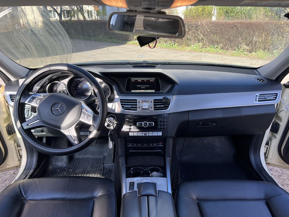 Mercedes E-class 2014 .136 hp diesel