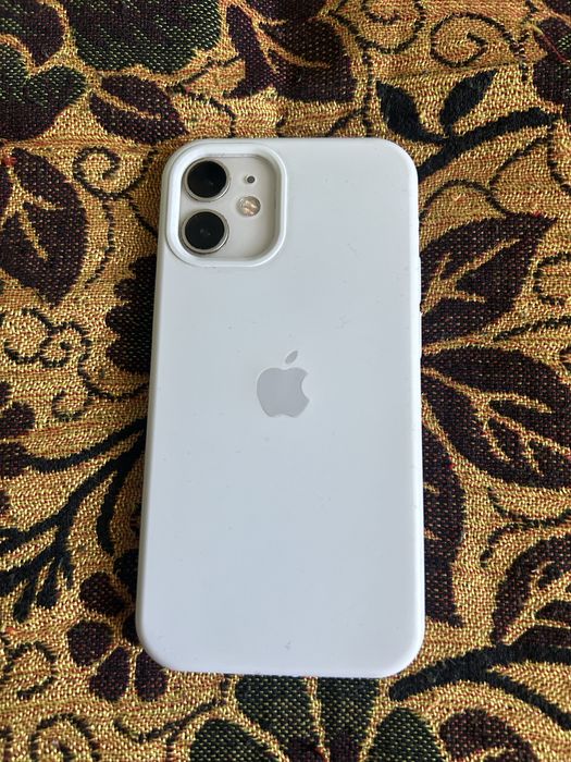 Продам iphone 12 mini