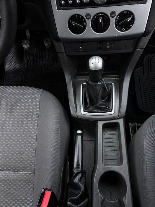 Autoturism Ford Focus