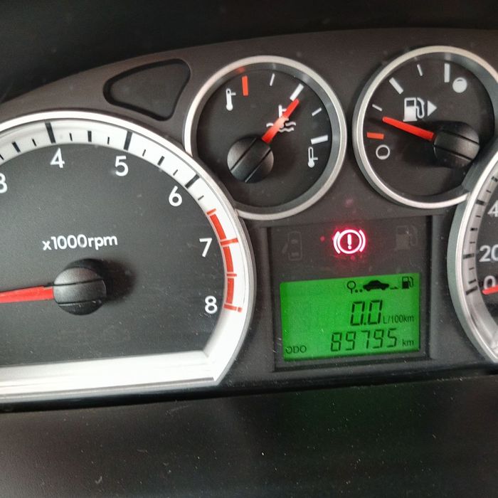 Nexia 3 sotiladi polni radnoy moshina