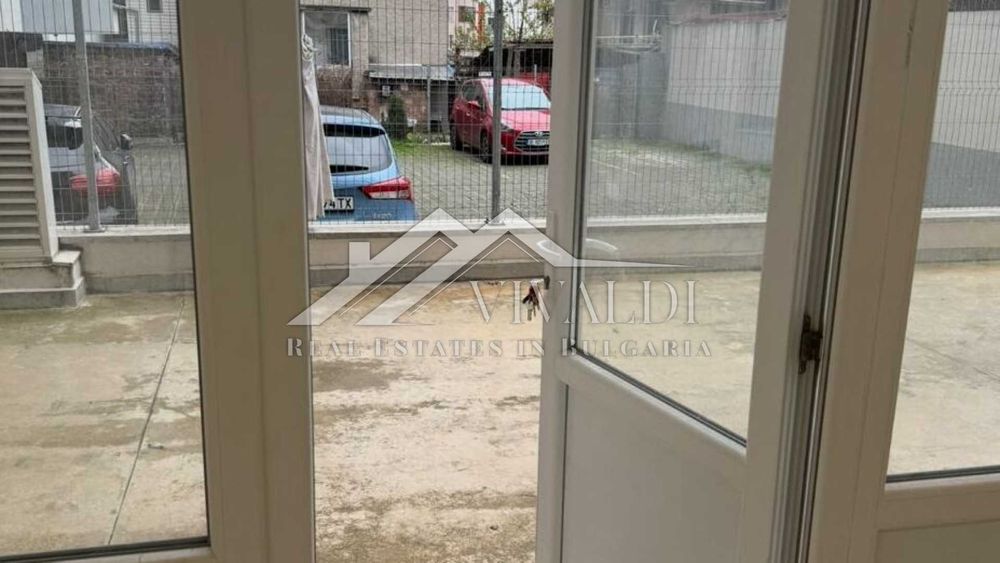 Продава се Офис в Варна, Център - 123 кв.м за 1204 €/кв.м - Снимка #3