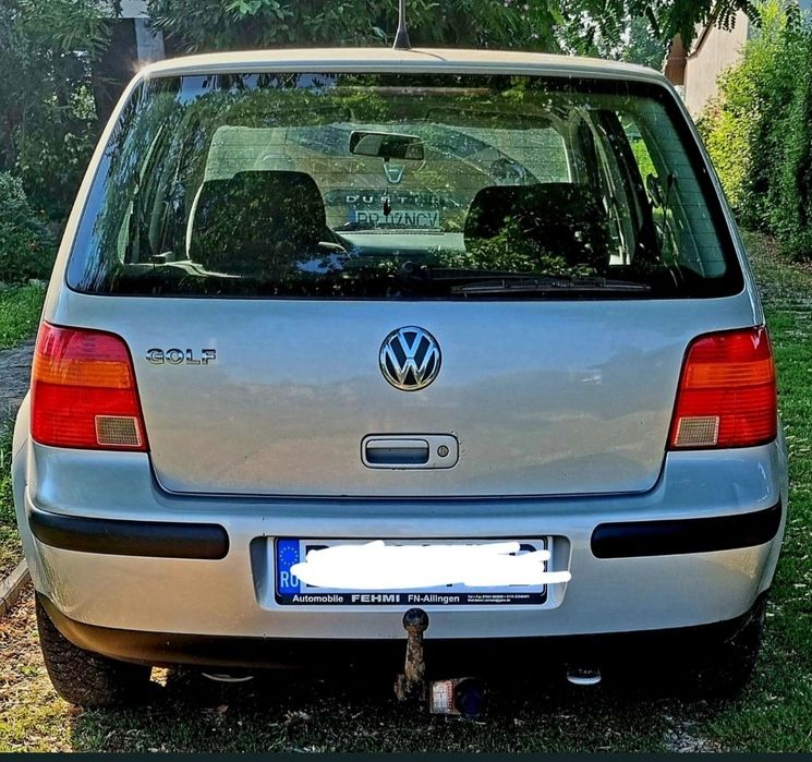 Vând Volkswagen Golf IV, an fabricație 2000, motor 1.4 benzină, 75 CP, cutie manuală, Euro 3.