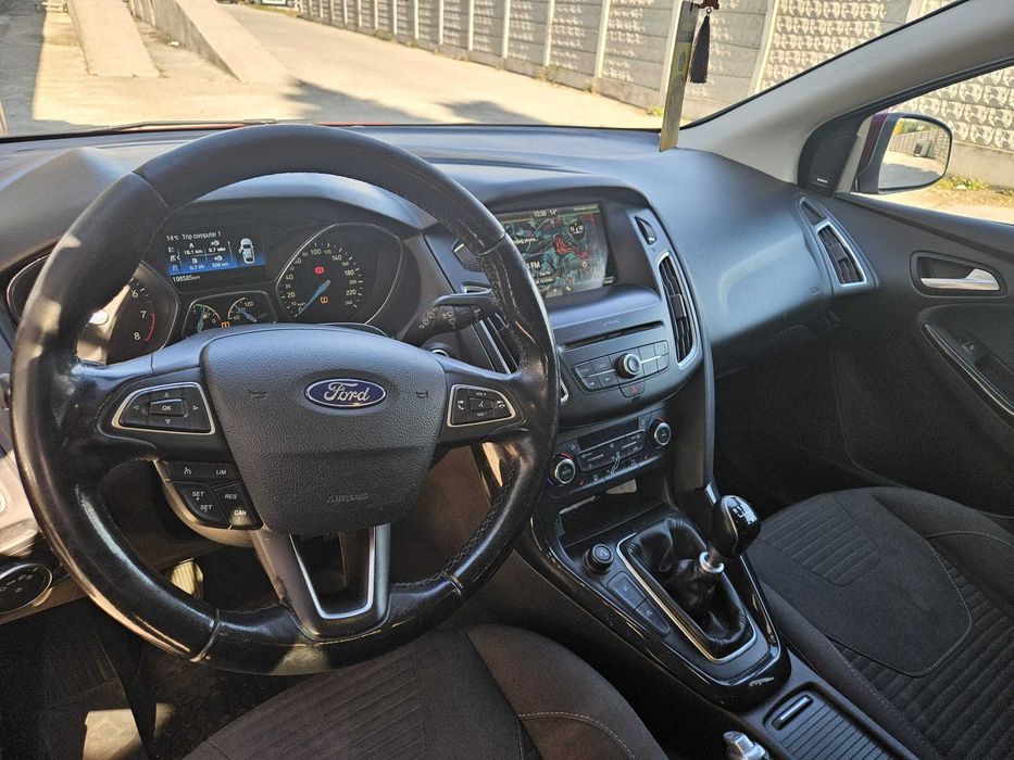 FORD Focus 2015 — imagine 4