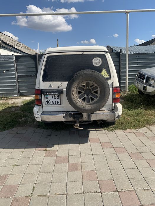 продам Паджеро 2