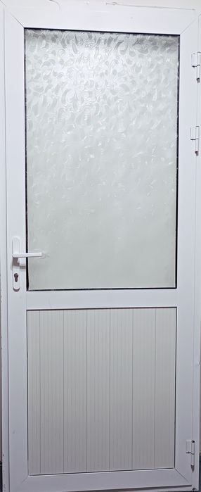 Дверь *ALUTEX* 800мм*2000мм в хорошем состоянии