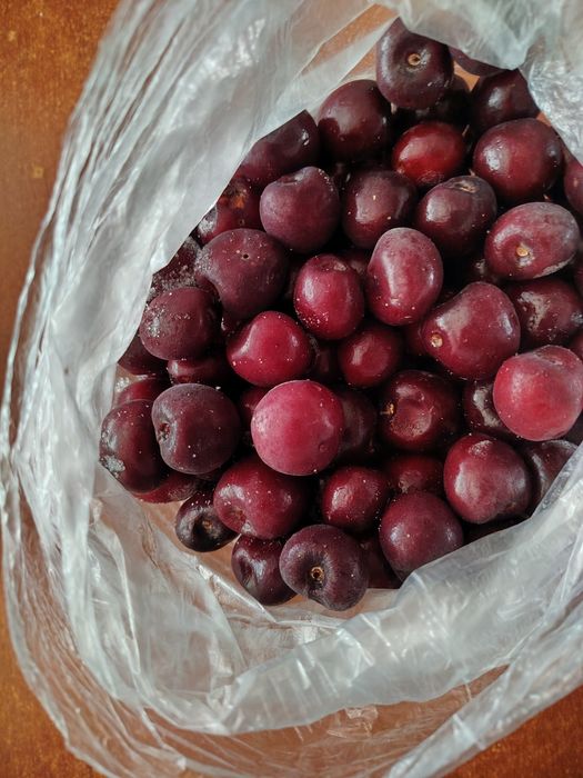 Черешня крупная  домашняя